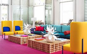 Shoreline Hotel Waikiki